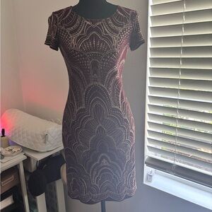 Elegant Patterned Short Sleeve Dress